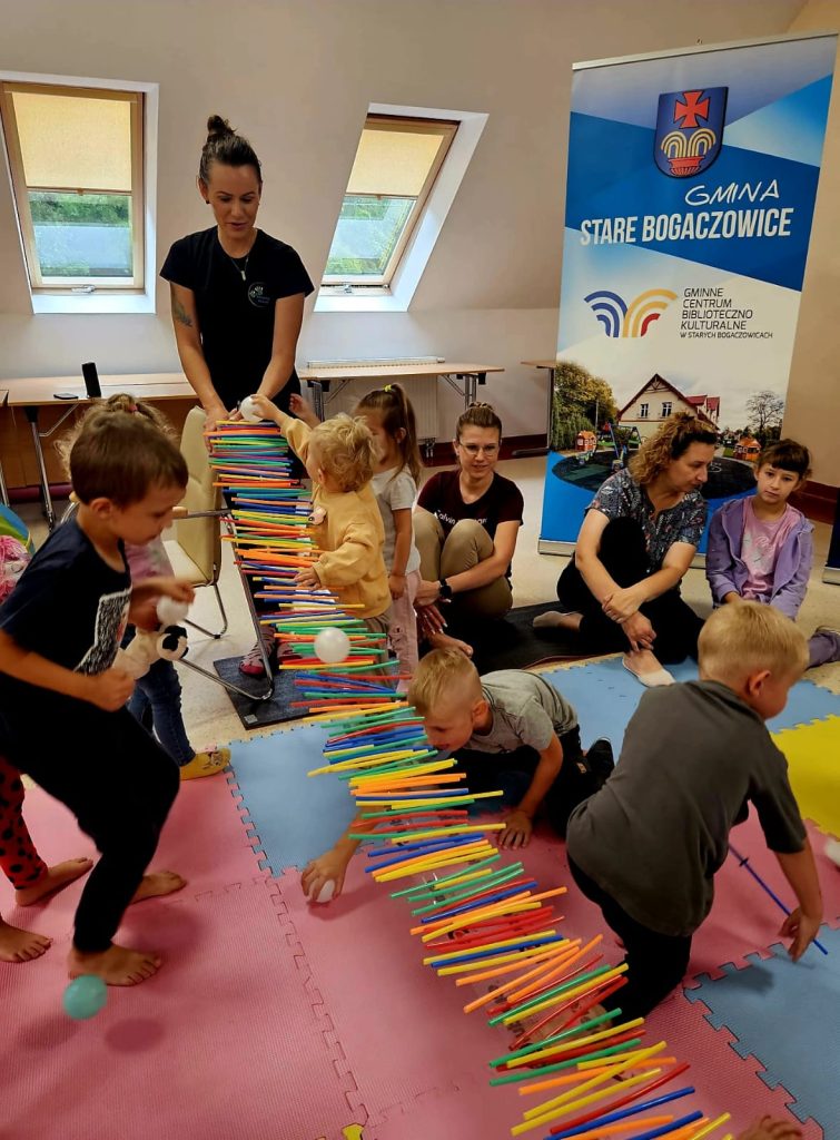 Klub Malucha "biblioFIGLE" to nasza nowa propozycja zajęć skierowanych do dzieci w wieku od lat 2 do lat 6