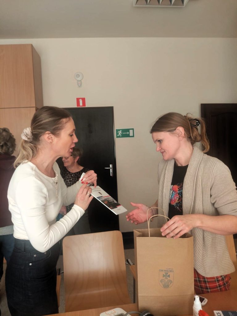 Międzypokoleniowa Akademia Zdrowia i Wigoru".