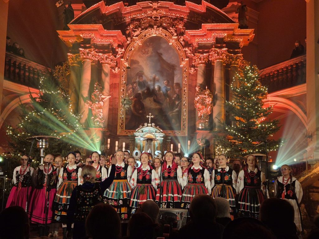 Zespół Pieśni i Tańca „Wałbrzych”
Świąteczny Koncert w kościele w Starych Bogaczowicach