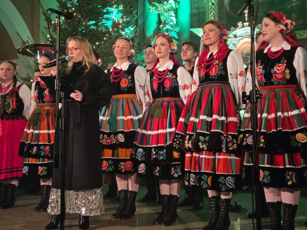 Zespół Pieśni i Tańca „Wałbrzych”
Świąteczny Koncert w kościele w Starych Bogaczowicach