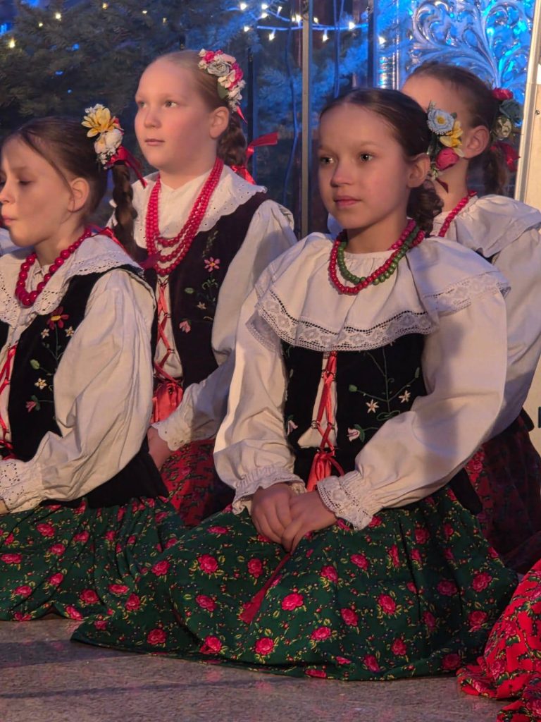 Zespół Pieśni i Tańca „Wałbrzych”
Świąteczny Koncert w kościele w Starych Bogaczowicach