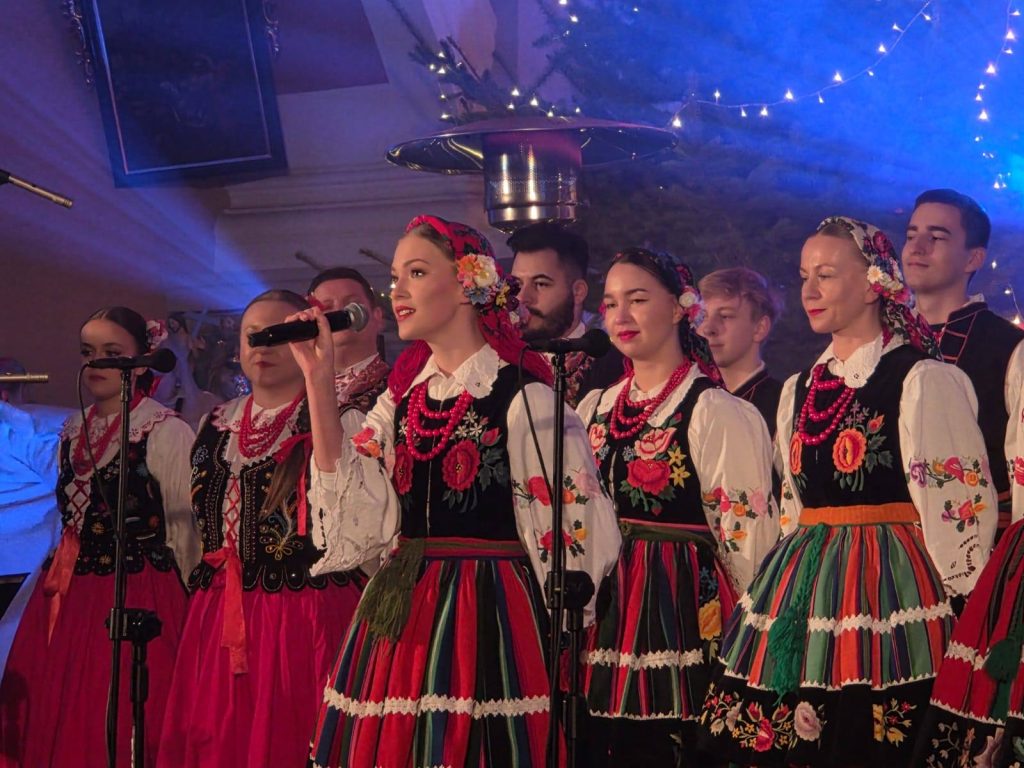 Zespół Pieśni i Tańca „Wałbrzych”
Świąteczny Koncert w kościele w Starych Bogaczowicach