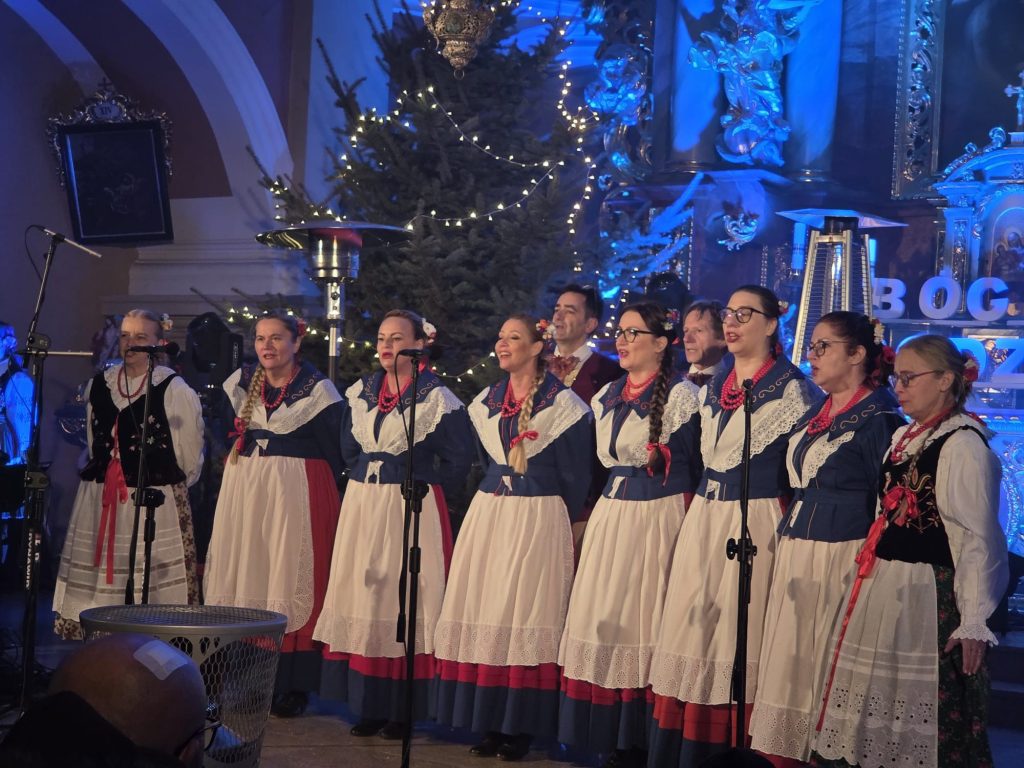 Zespół Pieśni i Tańca „Wałbrzych”
Świąteczny Koncert w kościele w Starych Bogaczowicach