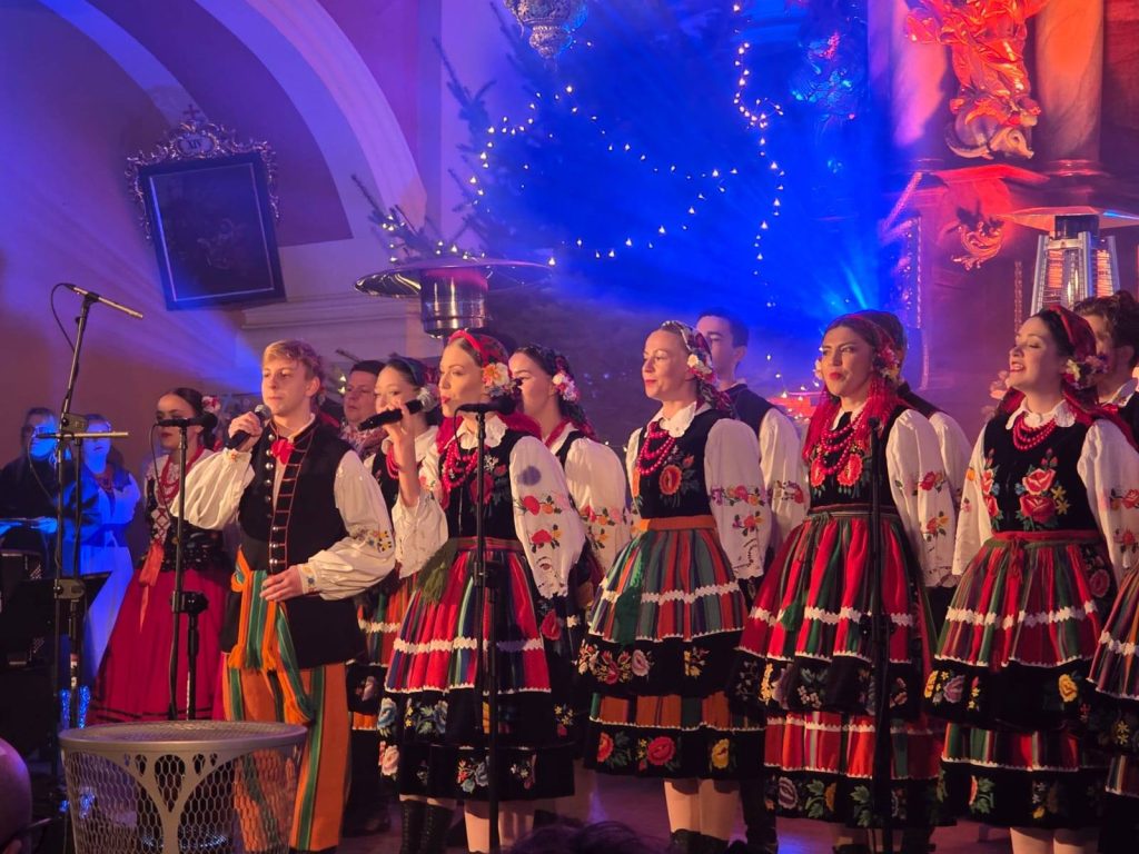 Zespół Pieśni i Tańca „Wałbrzych”
Świąteczny Koncert w kościele w Starych Bogaczowicach